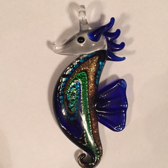 Unique Shimmery Glass Seahorse Pendant - Picture 2 of 4